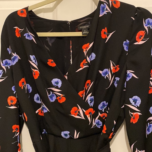 Ann Taylor jumpsuit floral wrap top black wide leg 3/4 sleeve. - Picture 2 of 8